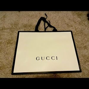 Gucci shopping bag